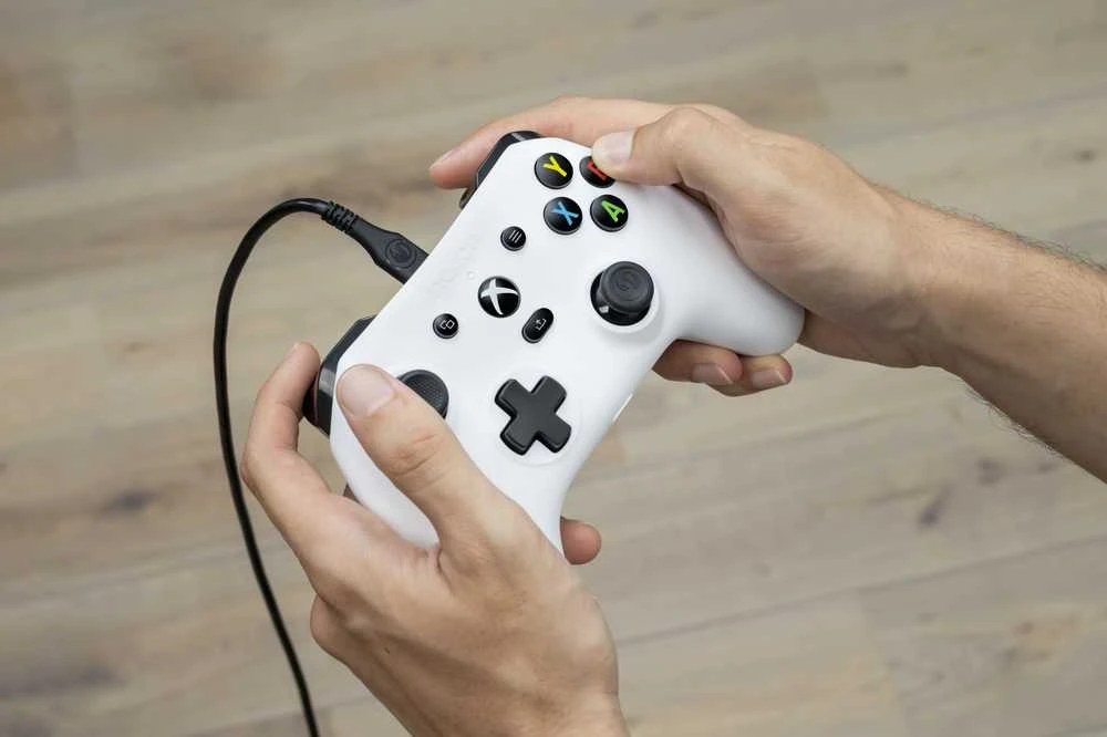 Žaidimų Valdiklis - Nacon Evol XBOX Valdiklis, Impulsiniai Trigeriai, 4 Vibracijos Varikliai, Laidinis, Baltas