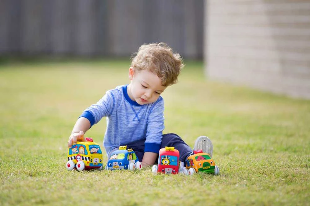 K's Kids Automobilis su traukos mechanizmu - Mokyklinis Autobusas ir Gaisrininkų Valtis