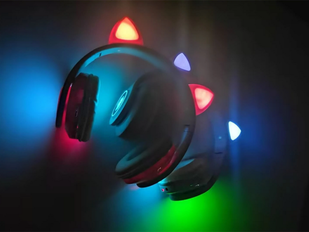 Belaidės ausinės su katės ausimis ir LED apšvietimu