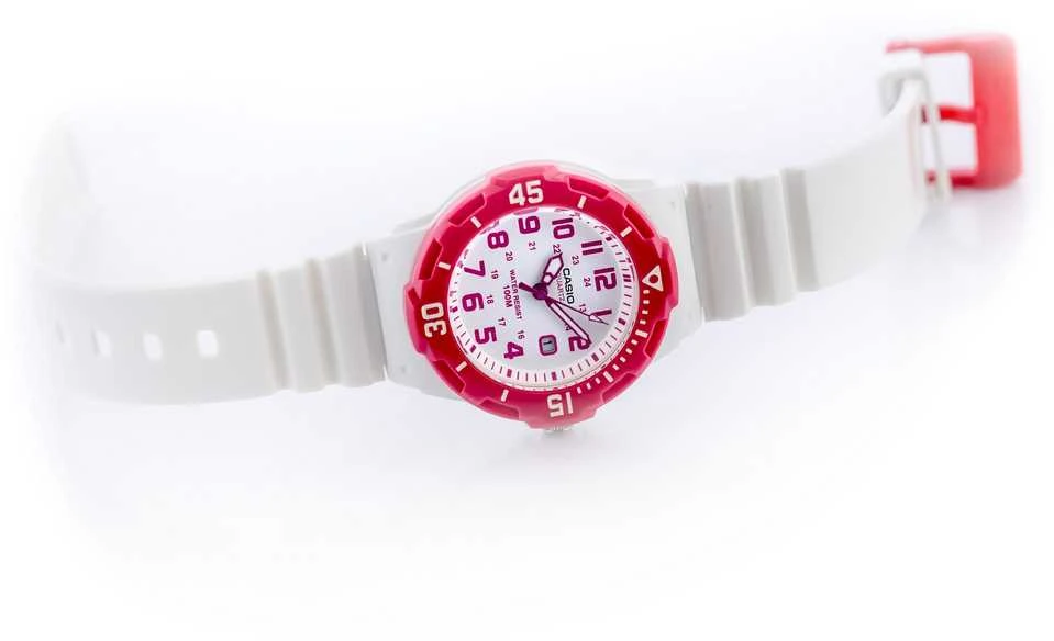 Laikrodis Casio LRW-200H-4BVEF