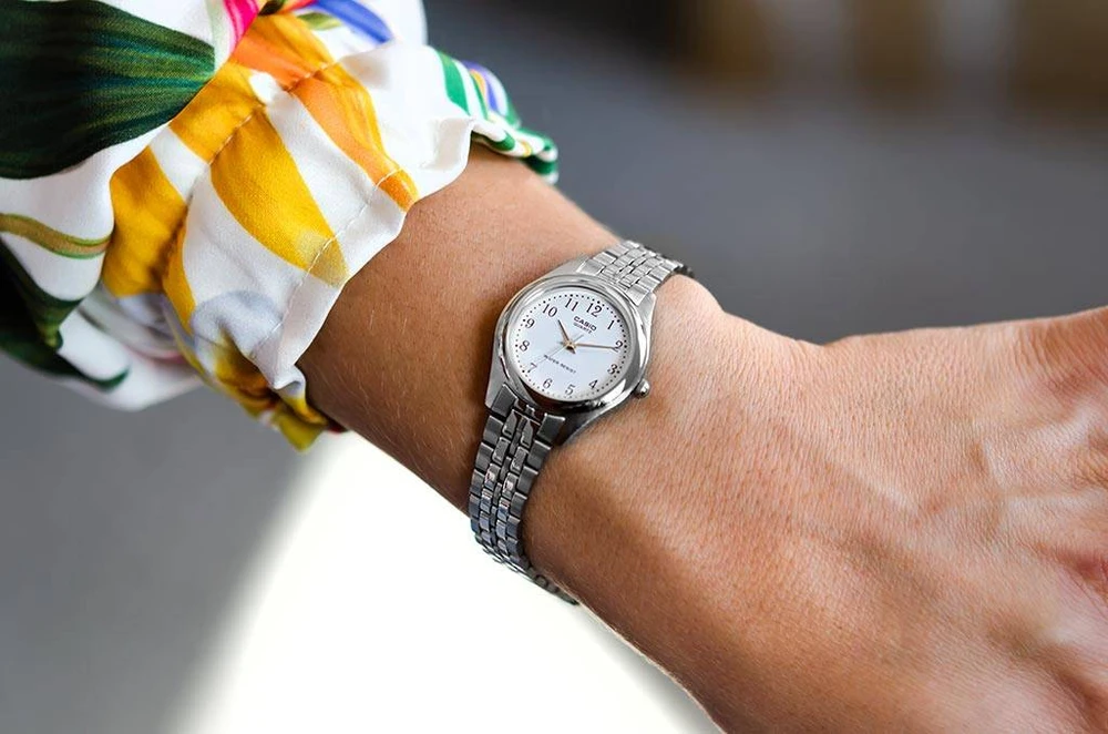 CASIO LTP-1129A-7BH moteriškas laikrodis (zd602a) + dėžutė