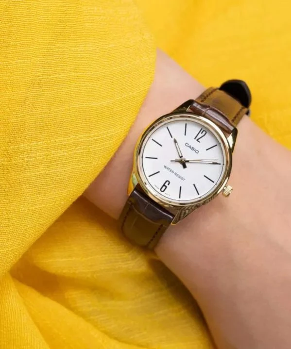 Casio kolekcijos moteriškas laikrodis LTP-V005GL-7B (zd582h) + dėžutė