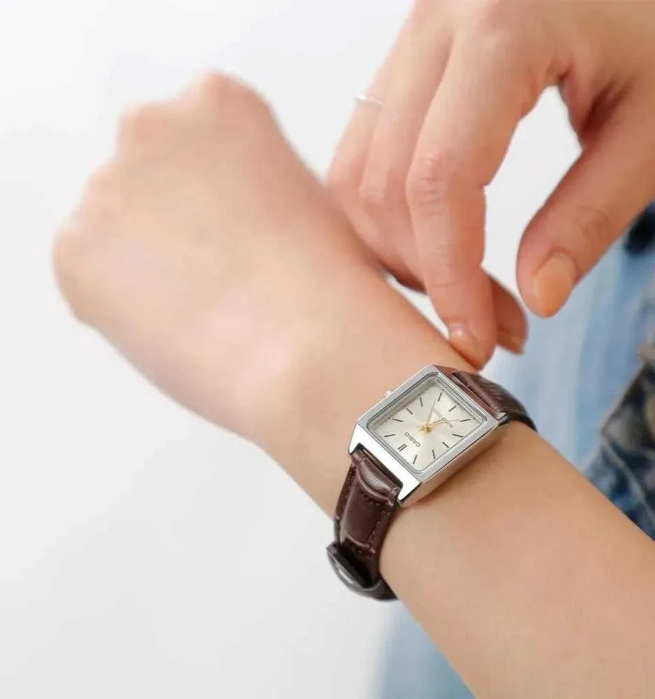 CASIO LTP-V007L-9E MOTERIŠKAS LAIKRODIS + DĖŽĖ (zd639j)