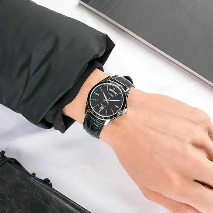 CASIO MTP-1370L-1A VYRIŠKAS LAIKRODIS (zd116b) + DĖŽUTĖ