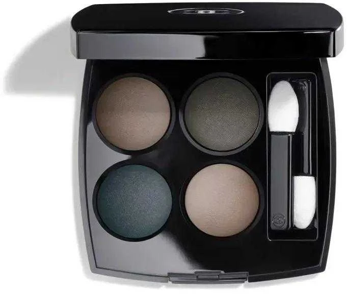 „Chanel Les 4 Ombres Multi Effect Quadra“ akių šešėliai #324 Blurry Mėlyna, 2 g