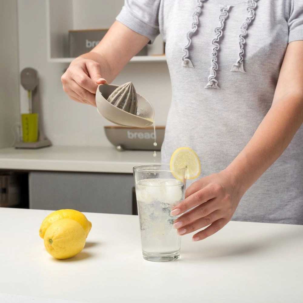 Oro drėkintuvas su aromaterapija ir LED apšvietimu, 350 ml, baltas