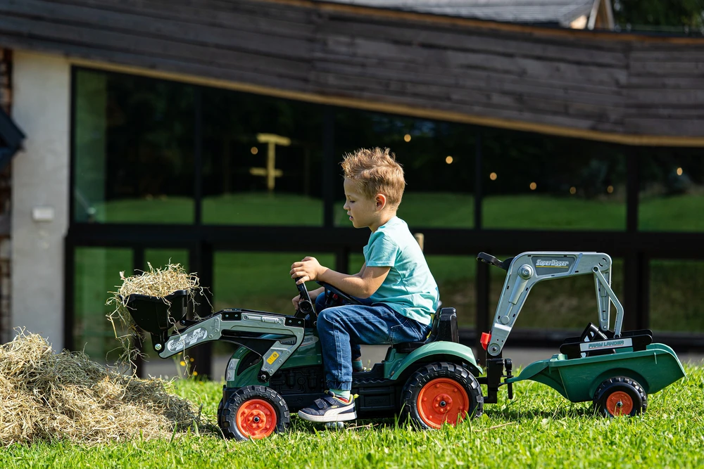 Pedalinis traktorius–ekskavatorius su priekaba FALK Farm Lander