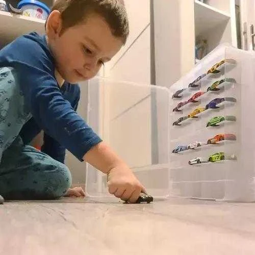 Kruzzel Mašinėlių modeliukų dėklas lagaminas