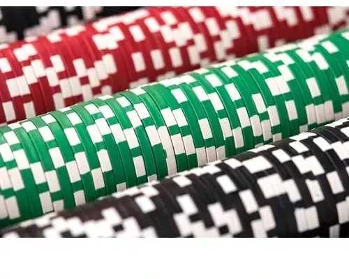 Pokerio žetonų rinkinys lagaminėlyje Malatec, 500 žetonų.