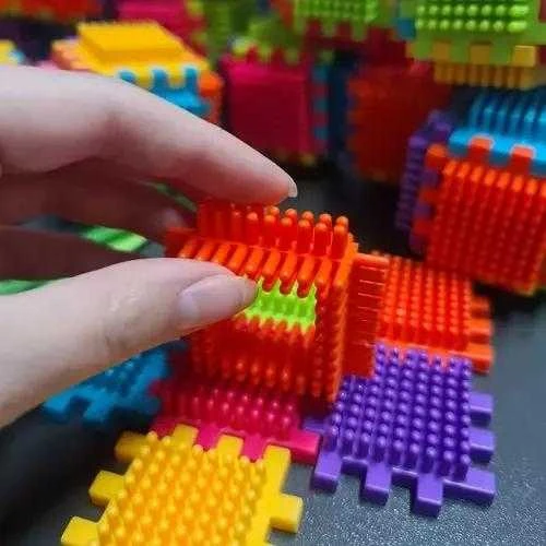 Kruzzel Statybiniai blokeliai - ežiukai 192vnt