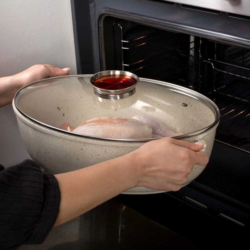 Nava Kepimo indas granitinė su dangčiu ovali TERRESTRIAL 8 l, 39,5x26,5 cm