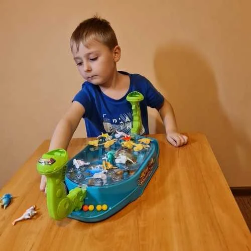 Kruzzel Arkadinis stalo žaidimas „Dinozaurų mūšis“ 24656