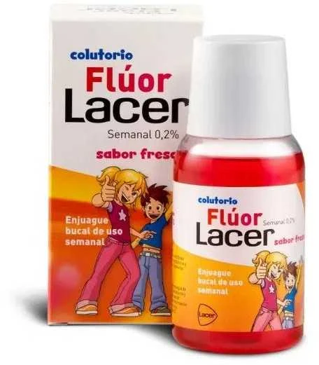 Lacer™ Fluoridas 0,2 braškių burnos skalavimo skystis 100ml