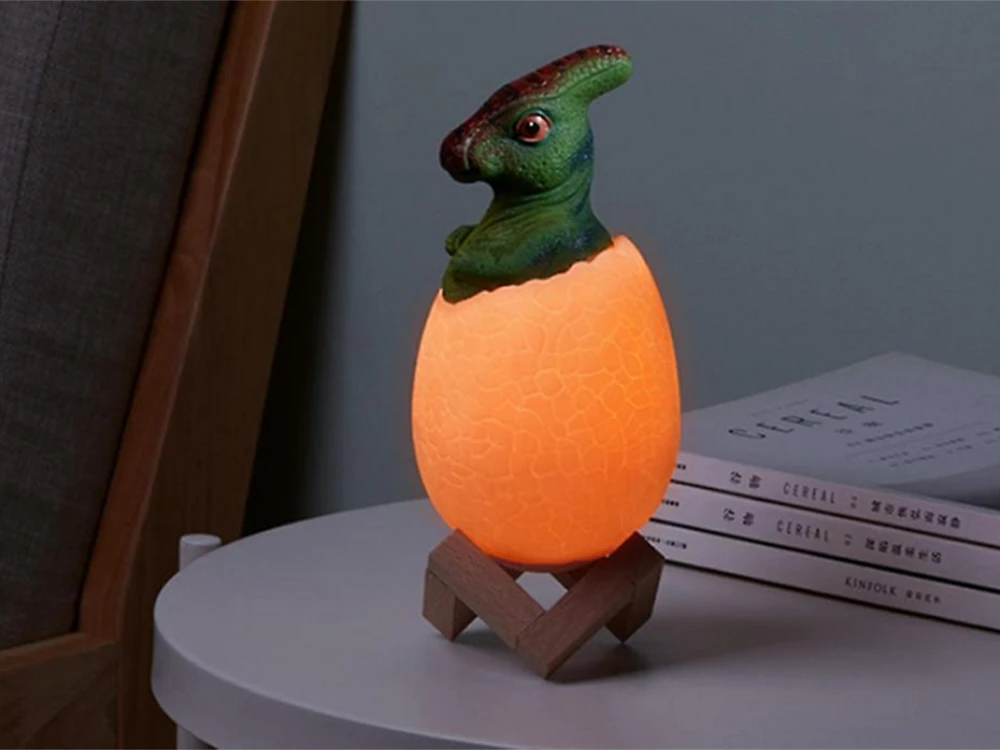Naktinė lempa dinozauras, RGB LED, su medine pagrindu