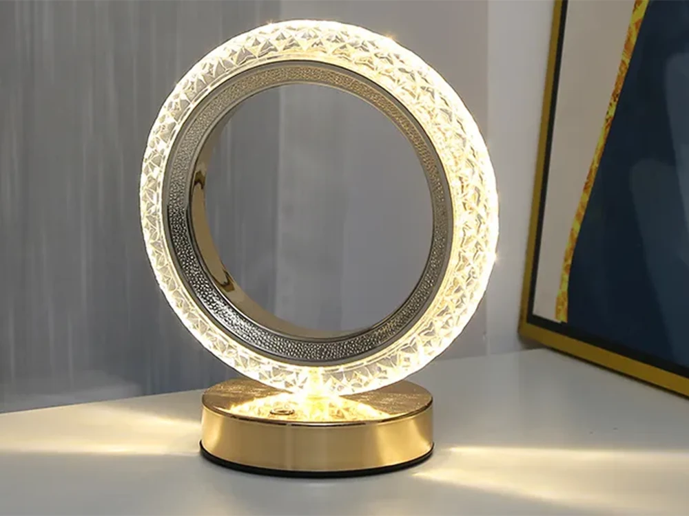 Stalinis naktinis šviestuvas su LED RGB apšvietimu, 18 cm