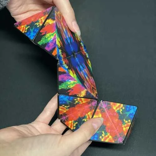 Kruzzel Antistresinis magnetinis kubas - dėlionė