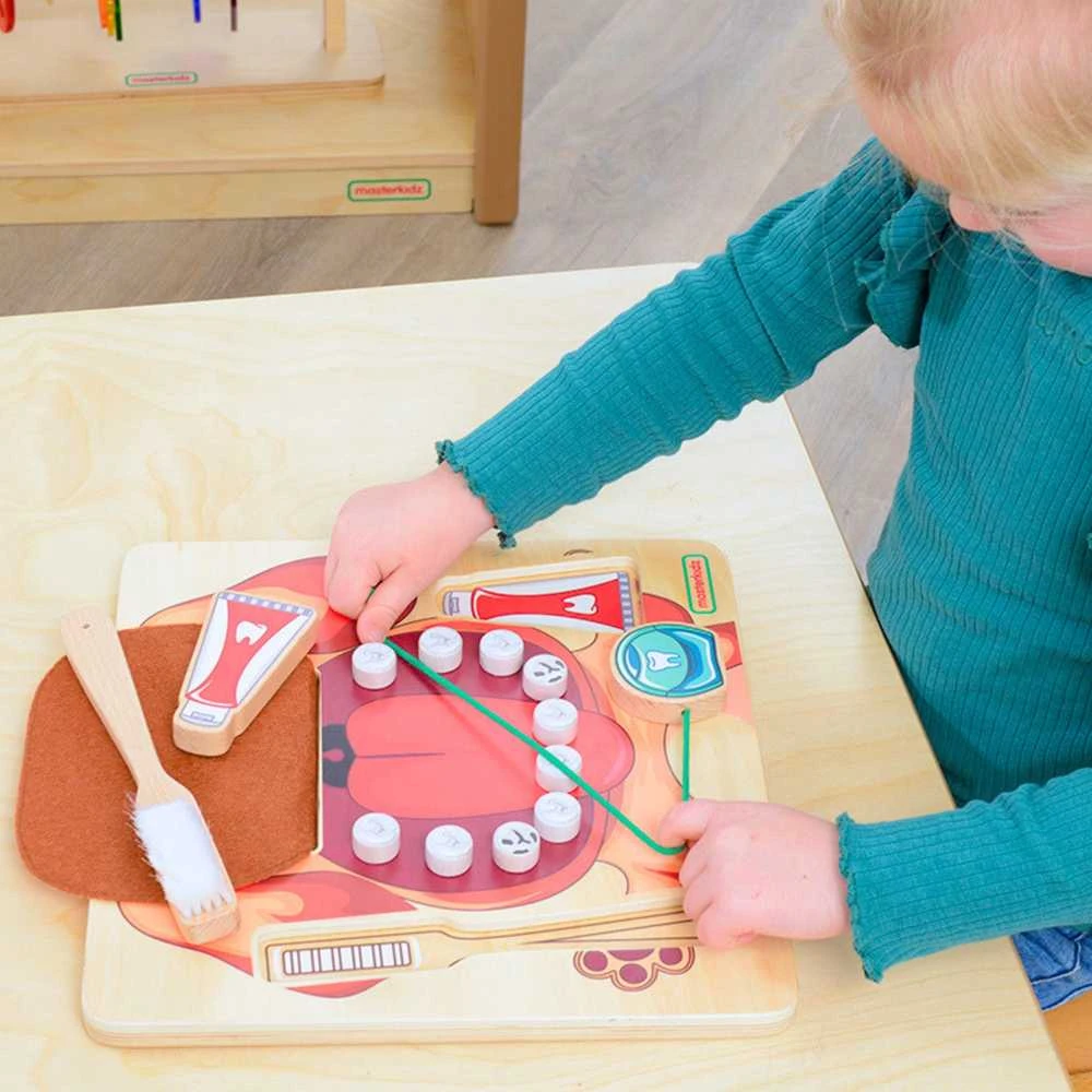 MASTERKIDZ Edukacinė lenta Montessori su šunimi - sveikos burnos higienos mokymas