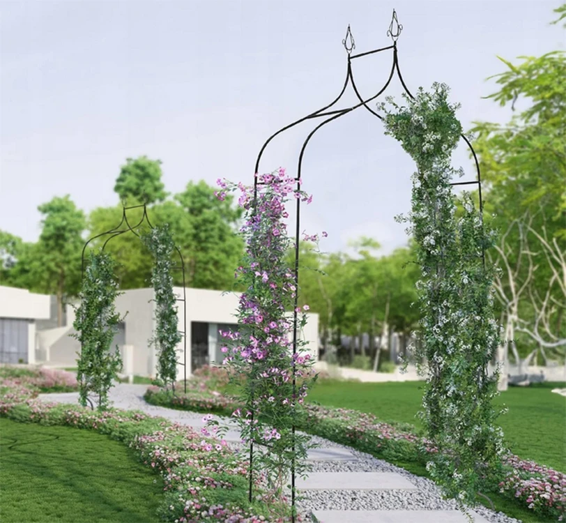 Metalinė pergola gėlėms ir vijokliniams augalams
