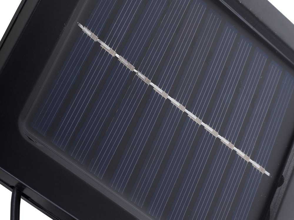 Saulės lempa su judesio ir prieblandos jutikliais, 120 LED