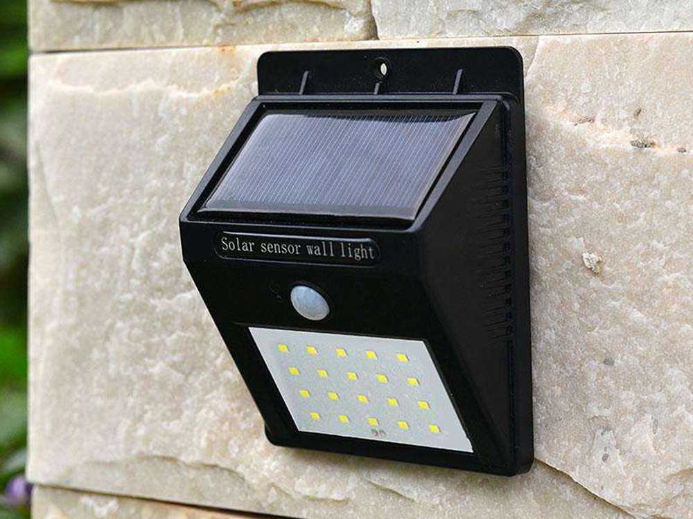 Saulės šviestuvas su judesio ir prieblandos jutikliu, 20 LED