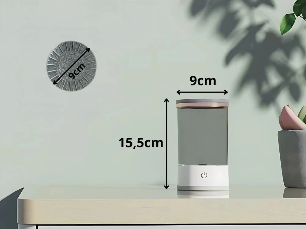 Kosmetinių šepetėlių plovimo ir džiovinimo įrenginys su USB jungtimi
