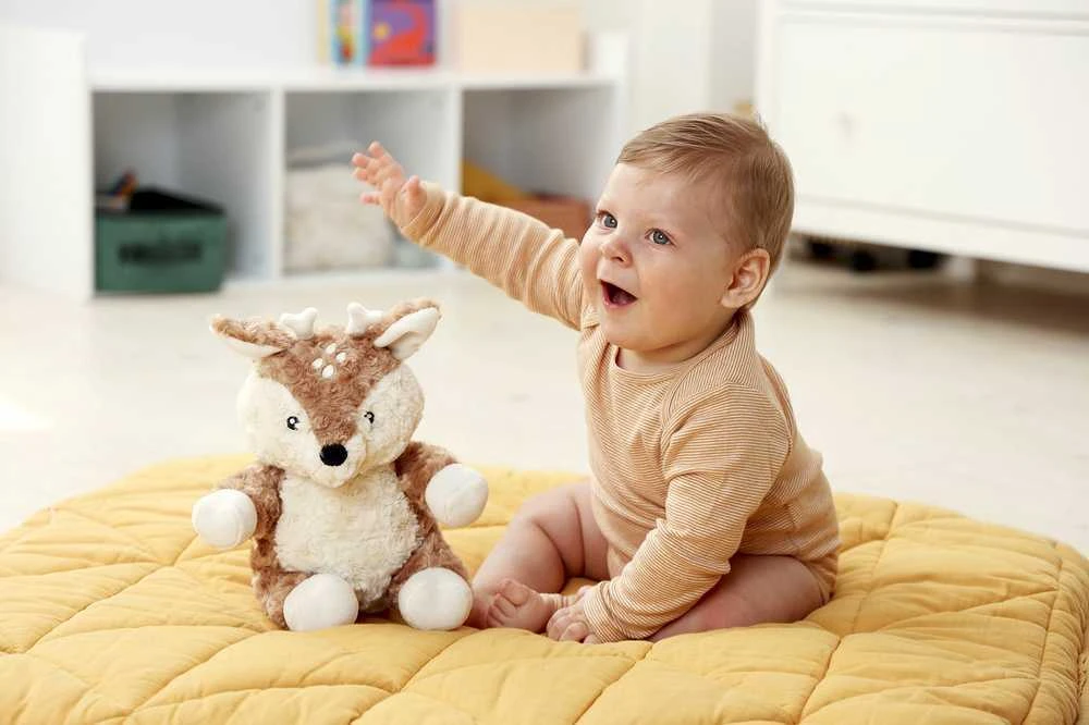 Cloud B muzikinis šviečiantis migdukas Finley the Fawn aprašymas - Prekės nuotrauka