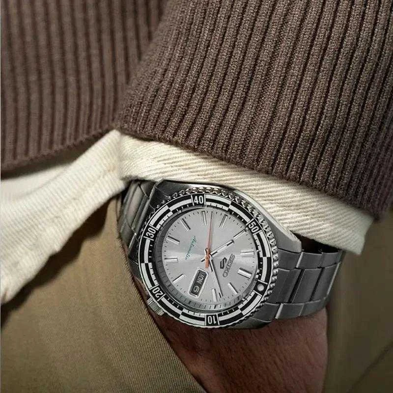 Vyriškas laikrodis SEIKO 5 Sports SRPK09K1+ BOX