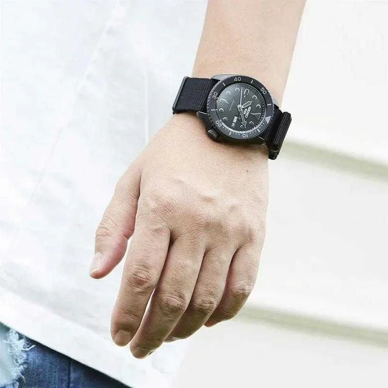 Laikrodis SEIKO MEN'S WATCH SRPD79K1+ BOX