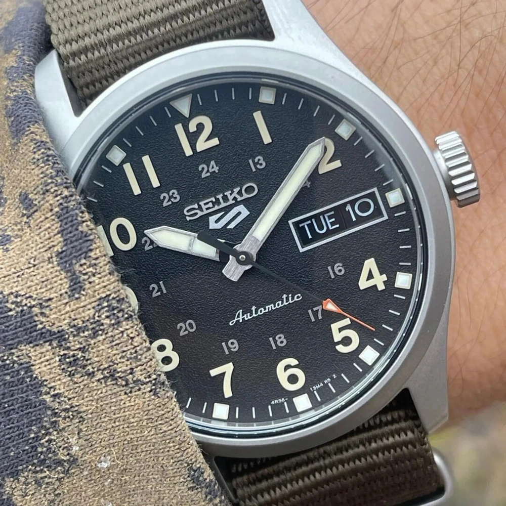 Laikrodis SEIKO MEN'S WATCH SRPJ85K1+ BOX
