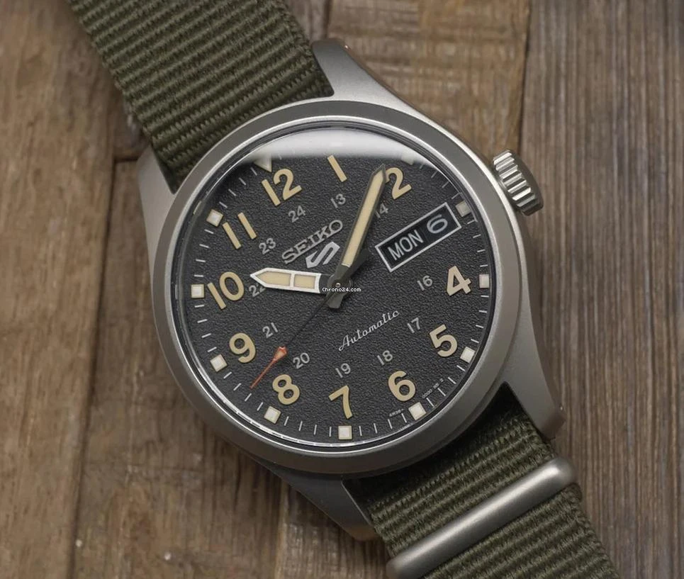 Laikrodis SEIKO MEN'S WATCH SRPJ85K1+ BOX