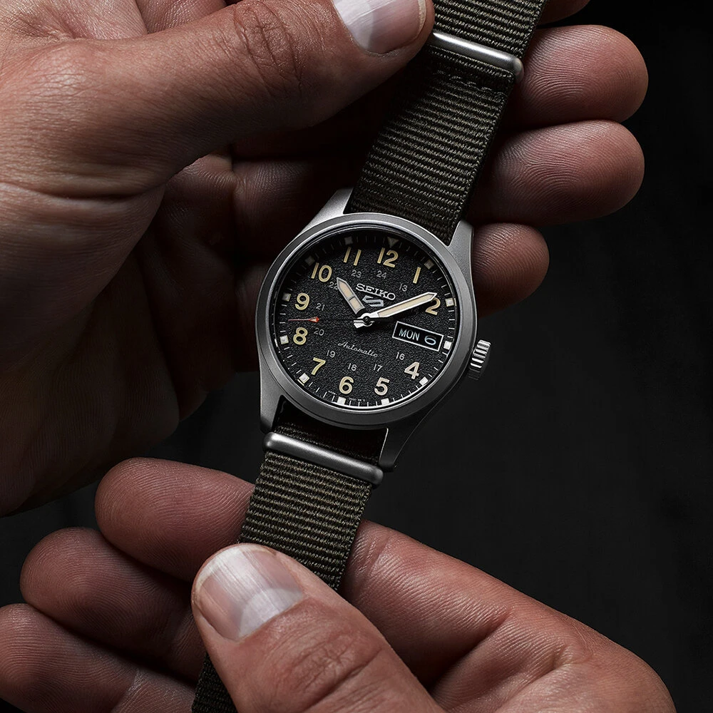 Laikrodis SEIKO MEN'S WATCH SRPJ85K1+ BOX