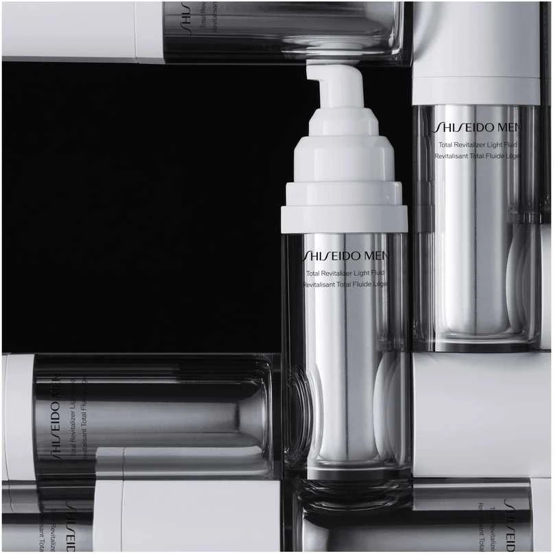 Shiseido Men Total Revitalizer Light Fluid senėjimą stabdantis drėkinamasis fluidas vyrams, 70 ml