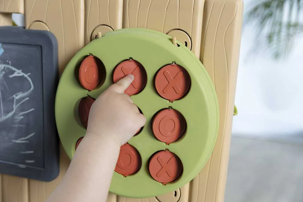 Smoby Žaidimų Sienelė, 6 veiklų su 29 aksesuarais