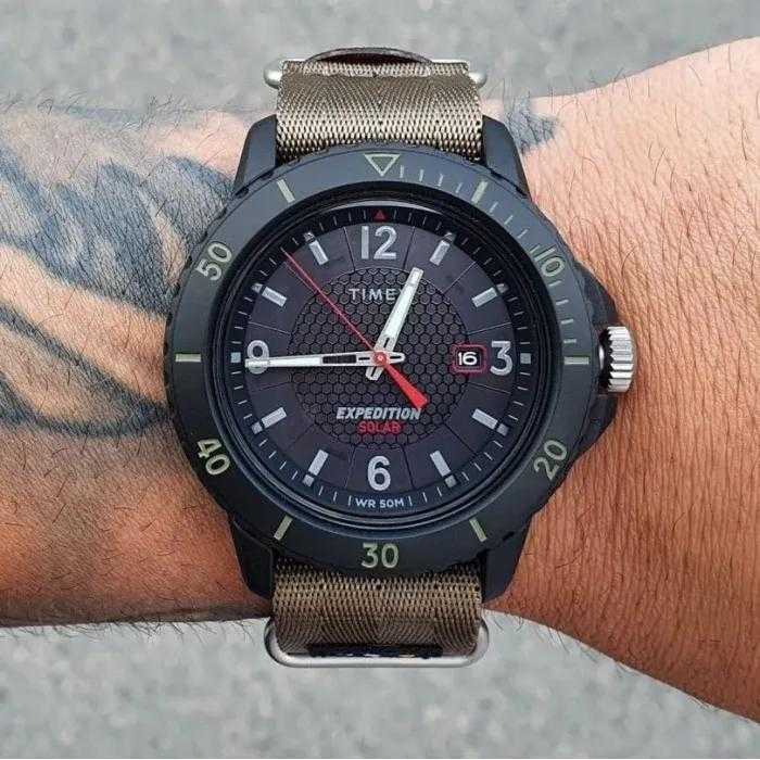 Vyriškas laikrodis TIMEX EXPEDITION GALLATIN SOLAR TW4B14500 (zt130b)