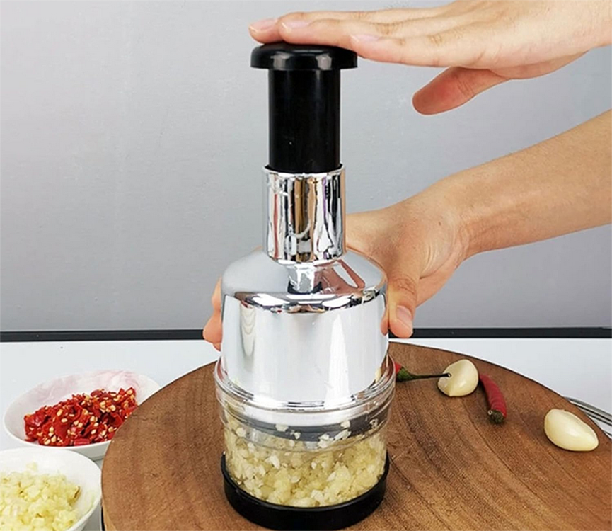 Daržovių ir vaisių pjaustyklė su 200 ml talpa
