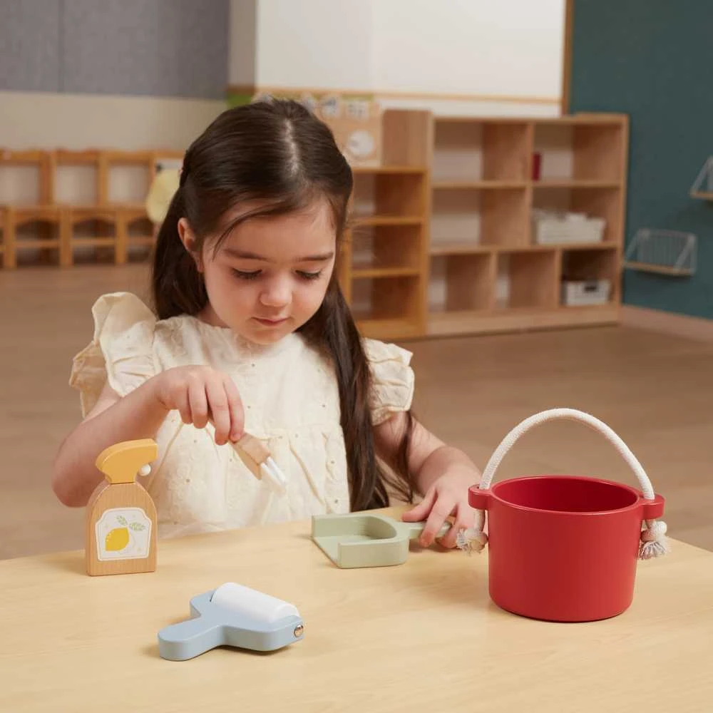 Viga Toys VIGA PolarB medinis valymo rinkinys "Little Cleaner" kibiras