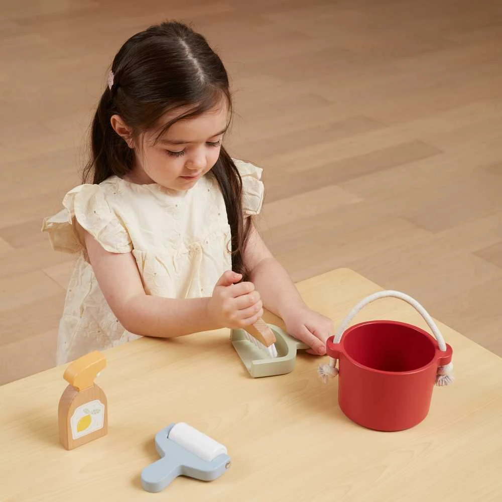 Viga Toys VIGA PolarB medinis valymo rinkinys "Little Cleaner" kibiras