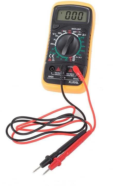 Skaitmeninis multimetras XL830L