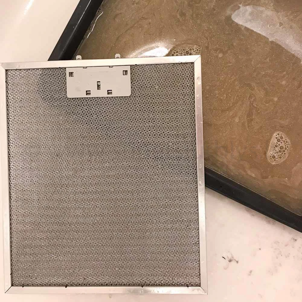 Stolz Universalus skystas valiklis WEISSER BLITZ, tirpinantis riebalus, gartraukių filtrams, su purkštuvu komplekte, 500ml aprašymas - Prekės nuotrauka