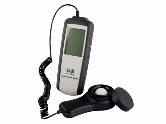 Saulės radiacijos intensyvumo matuoklis DT-1307