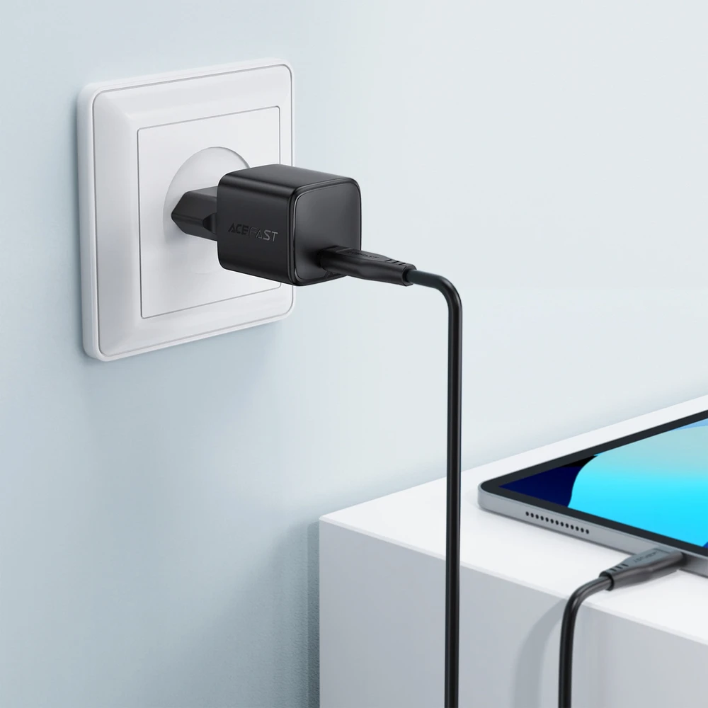 Acefast A118 GaN PD 30W USB-C sieninis įkroviklis - Juodas
