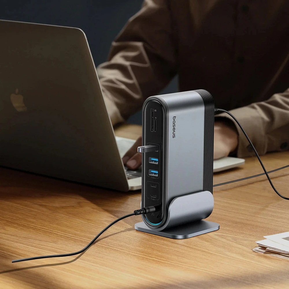 Hub Baseus UnionJoy 17 prievadų (USB-C iki HDMI4K@60Hz*2+DP4K@60Hz*1+USB3.0*3+USB-C3.0*2+USB2.0*2+PD*1+PC*1 + RJ45*1+SD/TF*1+3,5mm*1+DC*1）