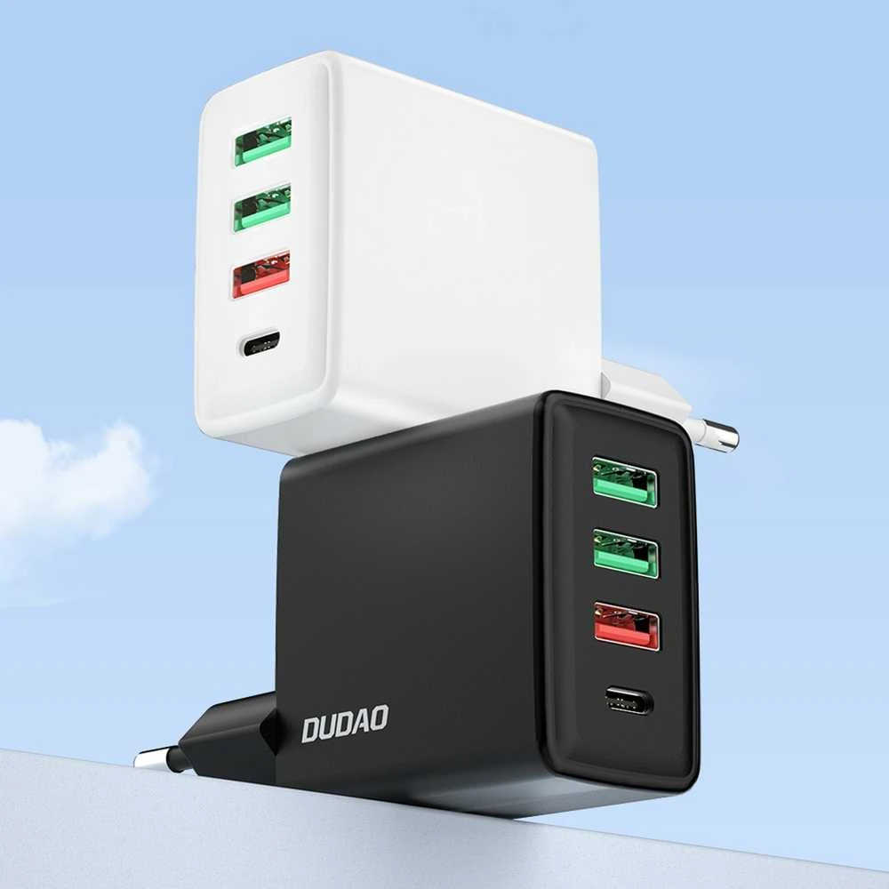 Dudao kelioninis įkroviklis su 3x USB ir USB-C jungtimis