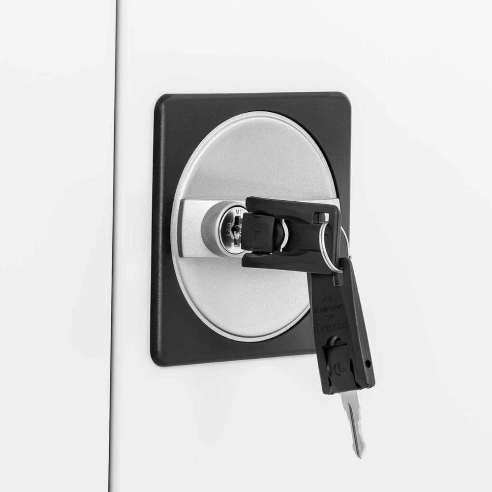 Frommstarck spintelės užrakinimo mechanizmas su raktu