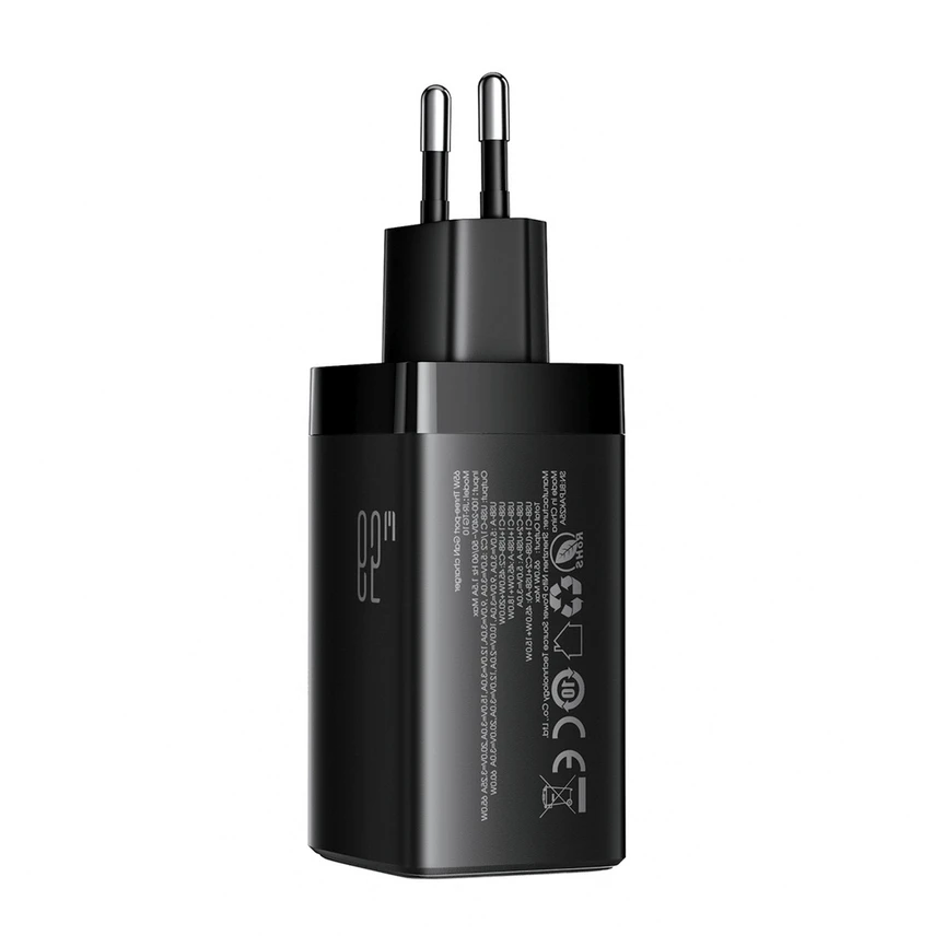 Joyroom JR-TG10 65W GaN 2x USB-C + USB-A sieninis įkroviklis su 100W USB-C - USB-C 1,2 m laidu - juodas