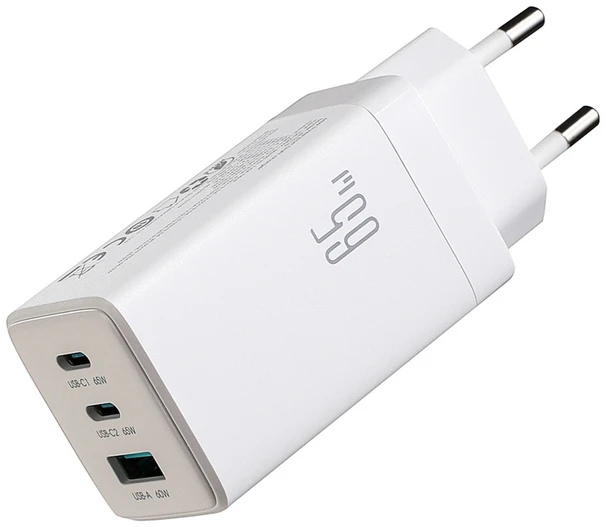 Joyroom JR-TG10 65W GaN 2x USB-C + USB-A sieninis įkroviklis su 65W USB-C - USB-C 1.2m laidu - baltas