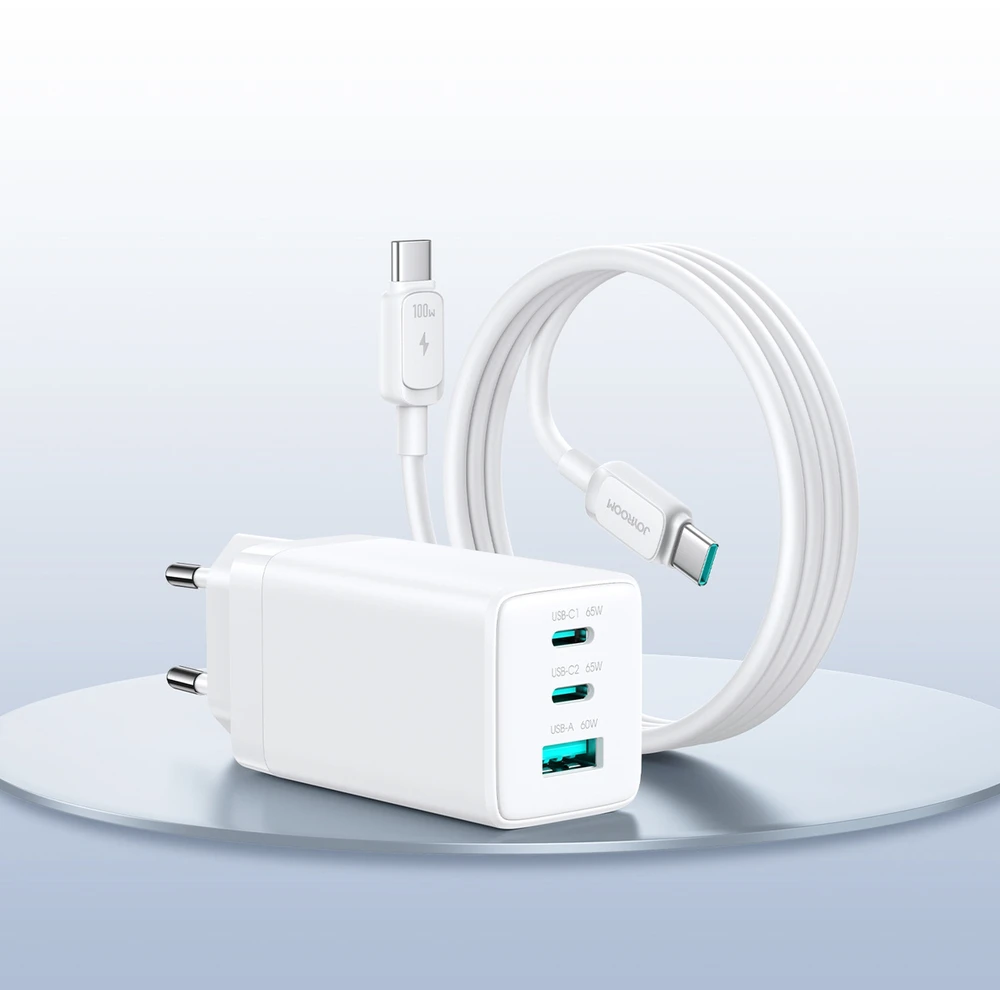 Joyroom JR-TG10 65W GaN 2x USB-C + USB-A sieninis įkroviklis su 65W USB-C - USB-C 1.2m laidu - baltas