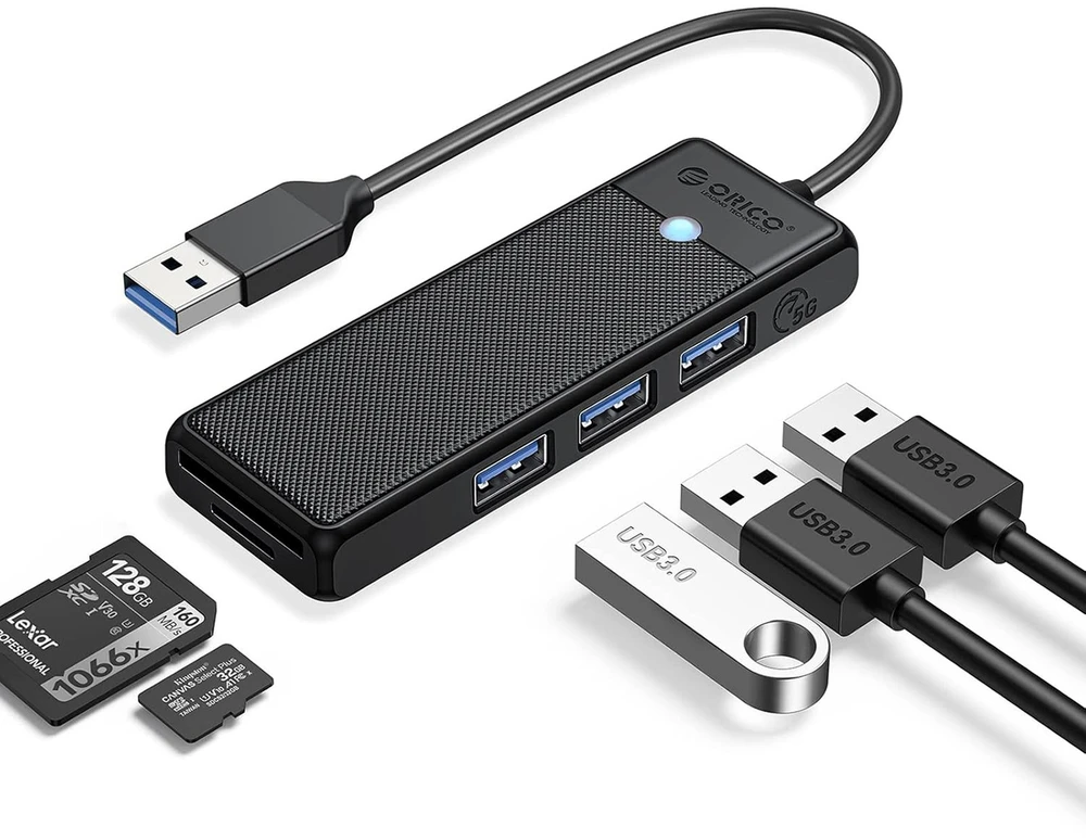 Orico PAPW3AT-U3 USB šakotuvas, 4 prievadų, 3x USB-A 3.0, su Micro SD/SD kortelių skaitytuvu, 1 m - juodas