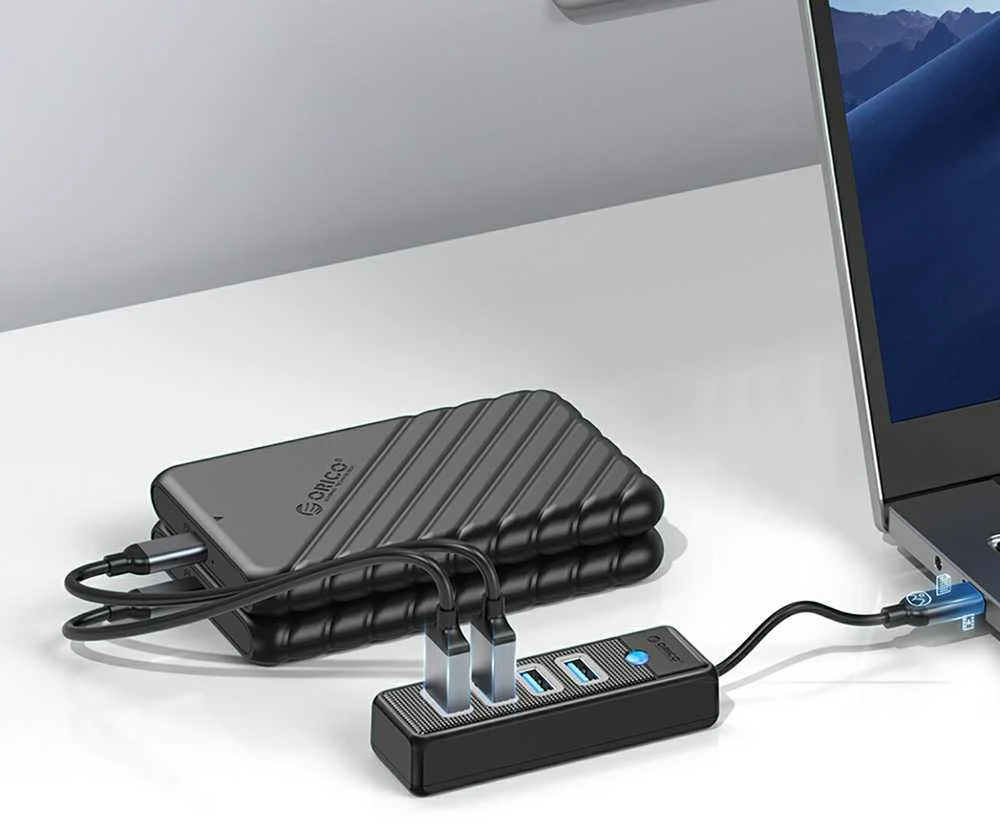 Orico PW4U-C3 USB-C / 4x USB-A 3.0 Hub – juodos spalvos
