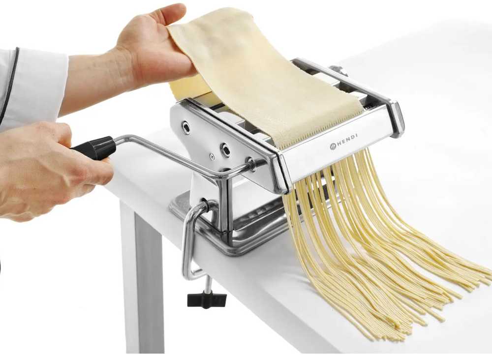 Rankinis makaronų aparatas tagliatelle fettuccine skirtas 140 mm Hendi 224830